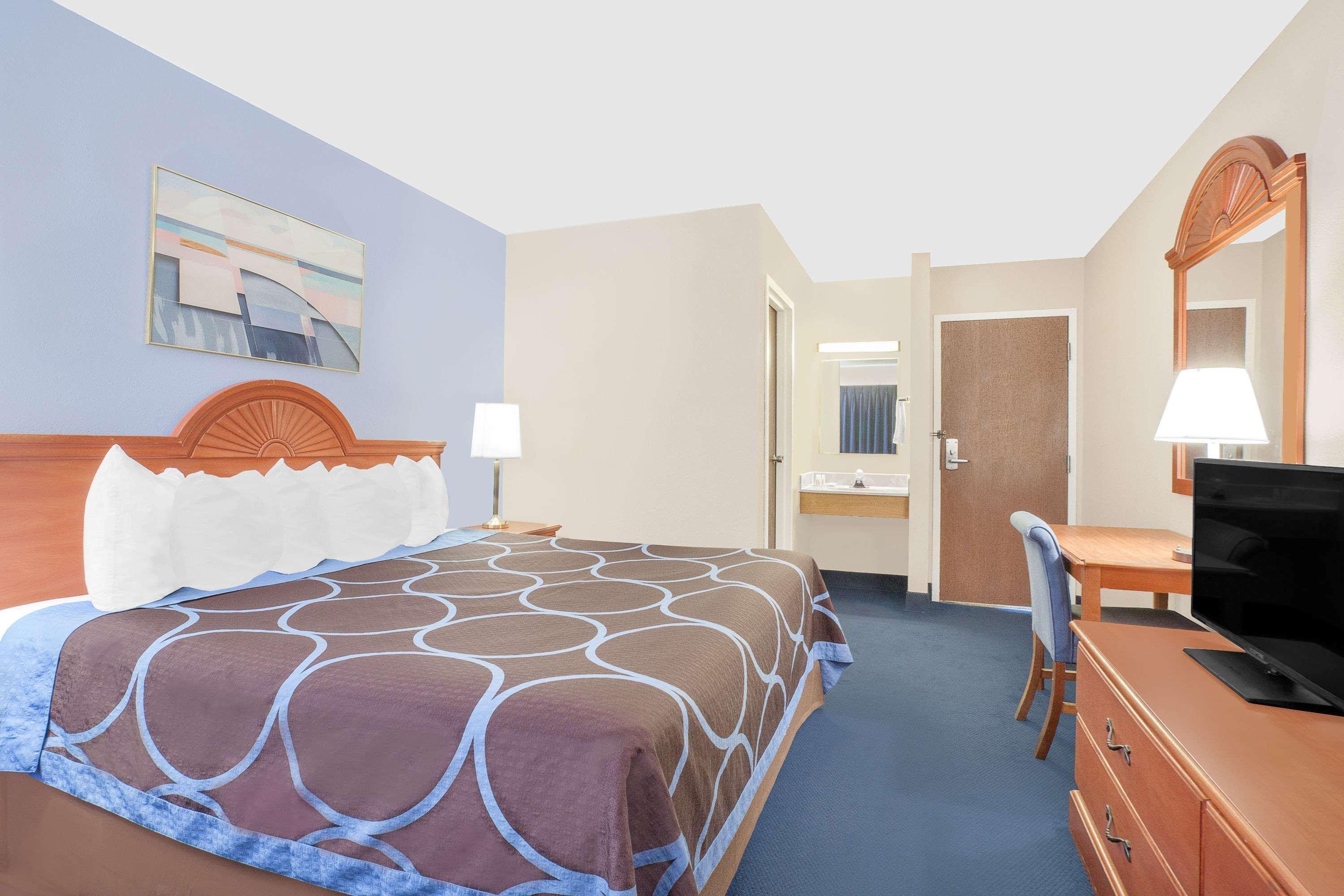 Super 8 By Wyndham Middletown Exterior foto