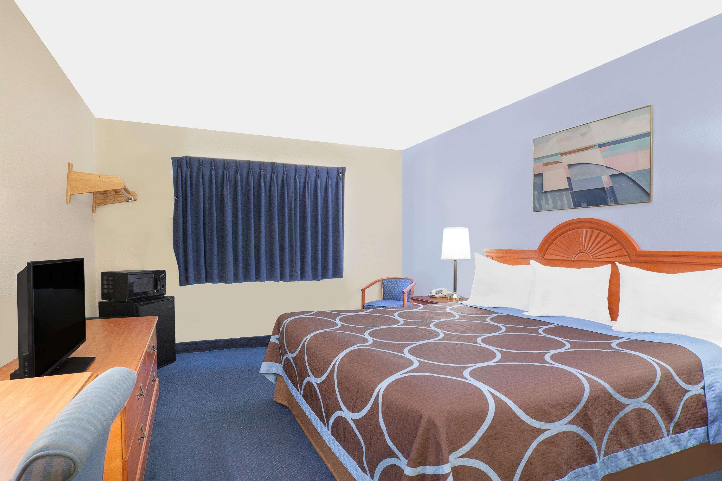 Super 8 By Wyndham Middletown Exterior foto