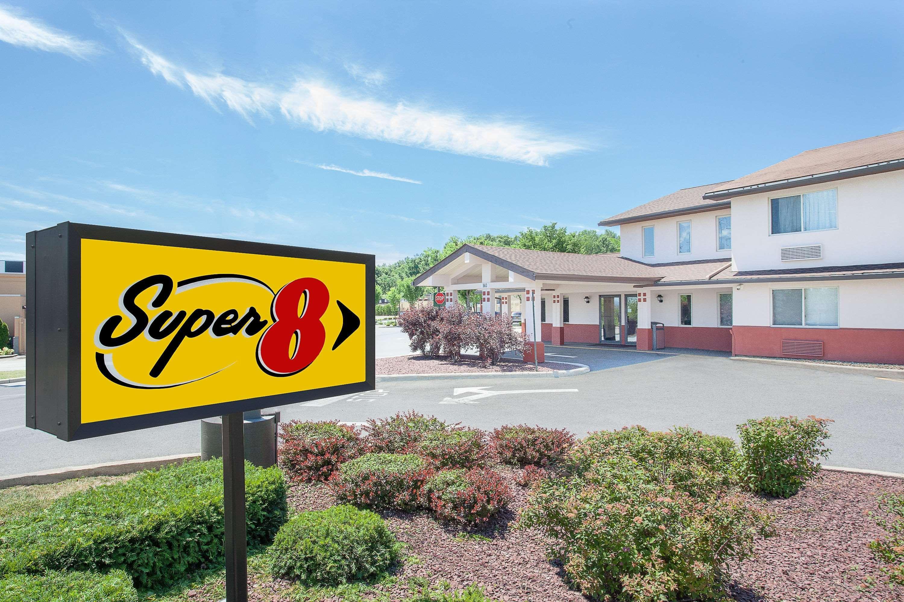 Super 8 By Wyndham Middletown Exterior foto