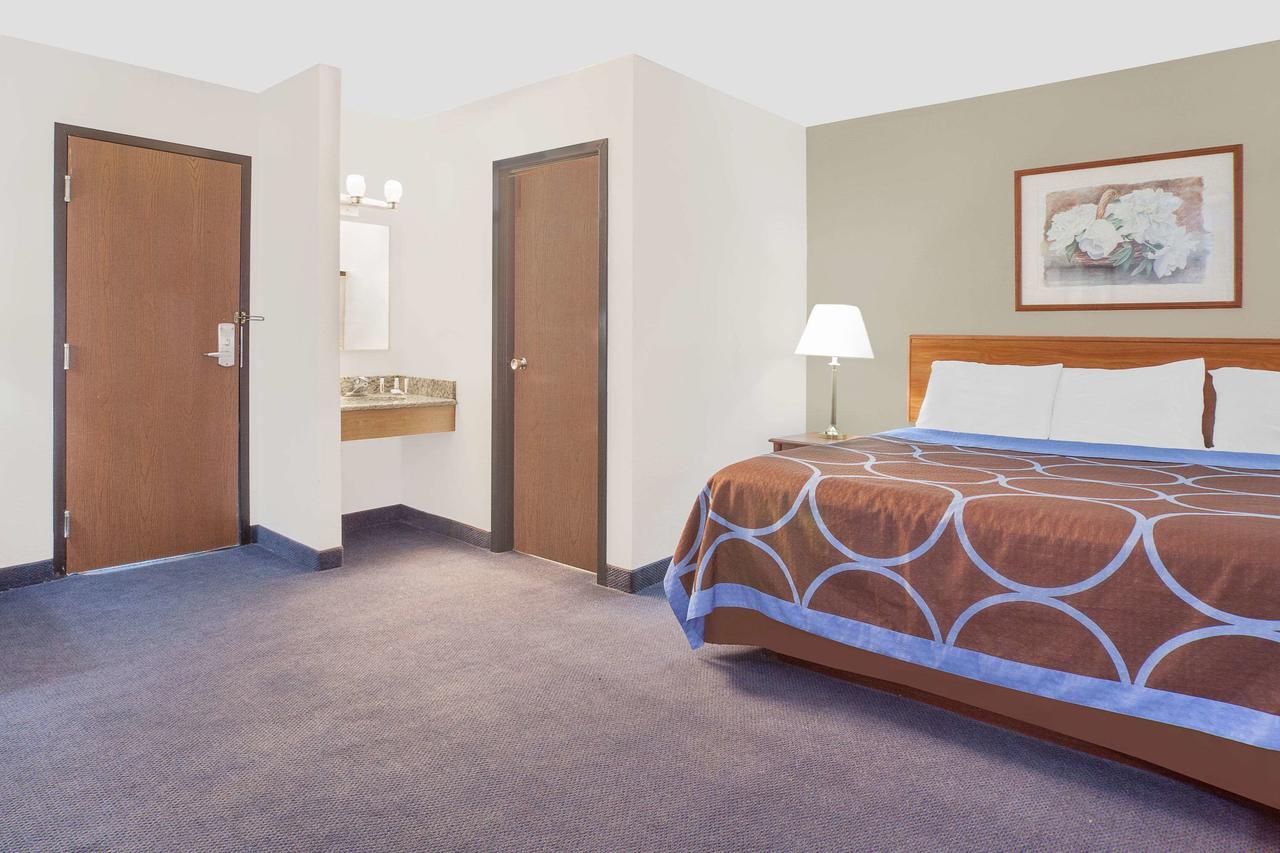 Super 8 By Wyndham Middletown Exterior foto